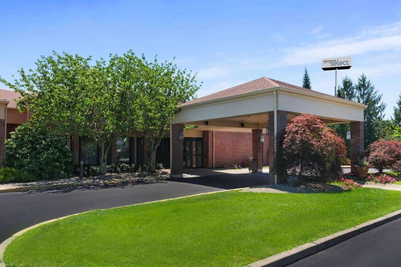 Sonesta Select Newport Middletown Hotel Bagian luar foto