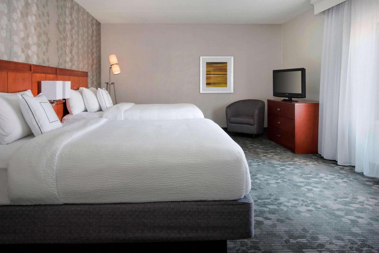 Sonesta Select Newport Middletown Hotel Bagian luar foto
